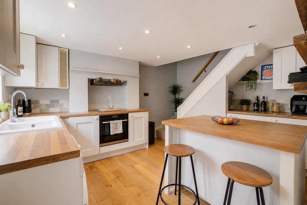 House in Rushcliffe, Wysall - View 2