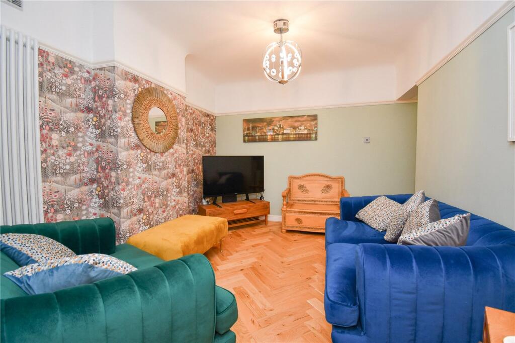 House in Moreton, Overchurch Hill - View 3