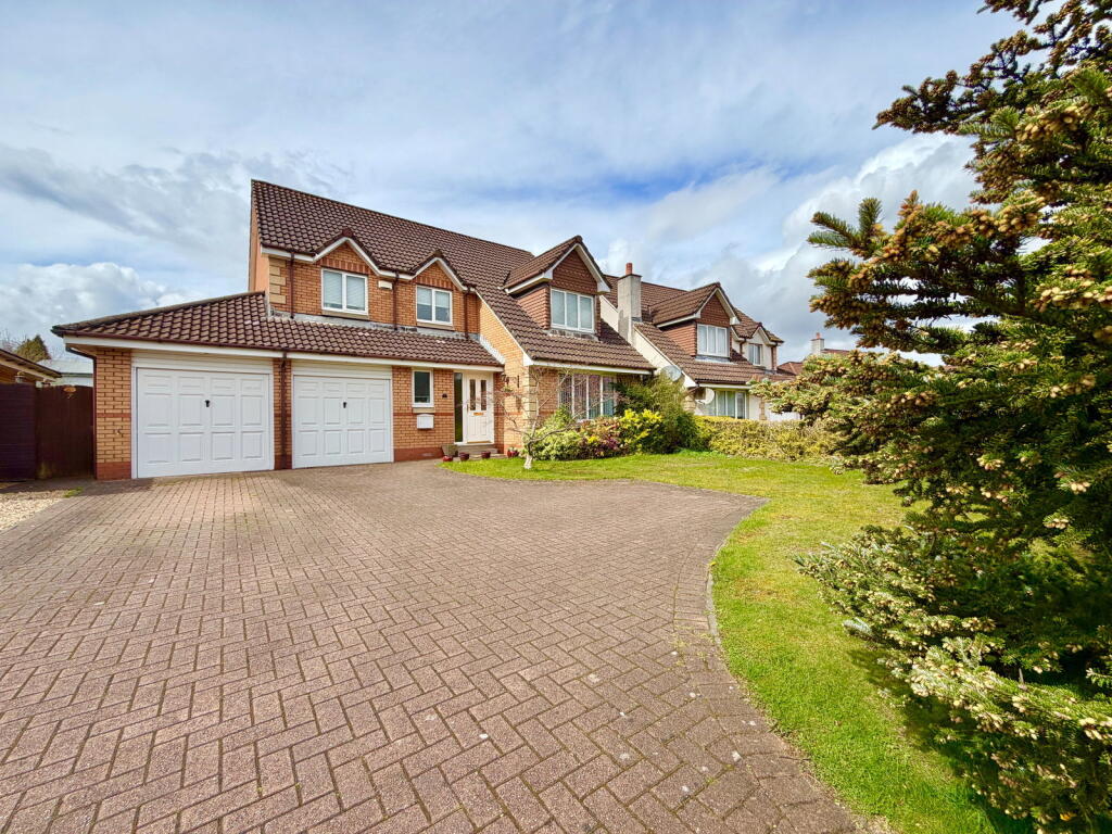 Main image of property: Burns Avenue,Larbert,FK5 4FB