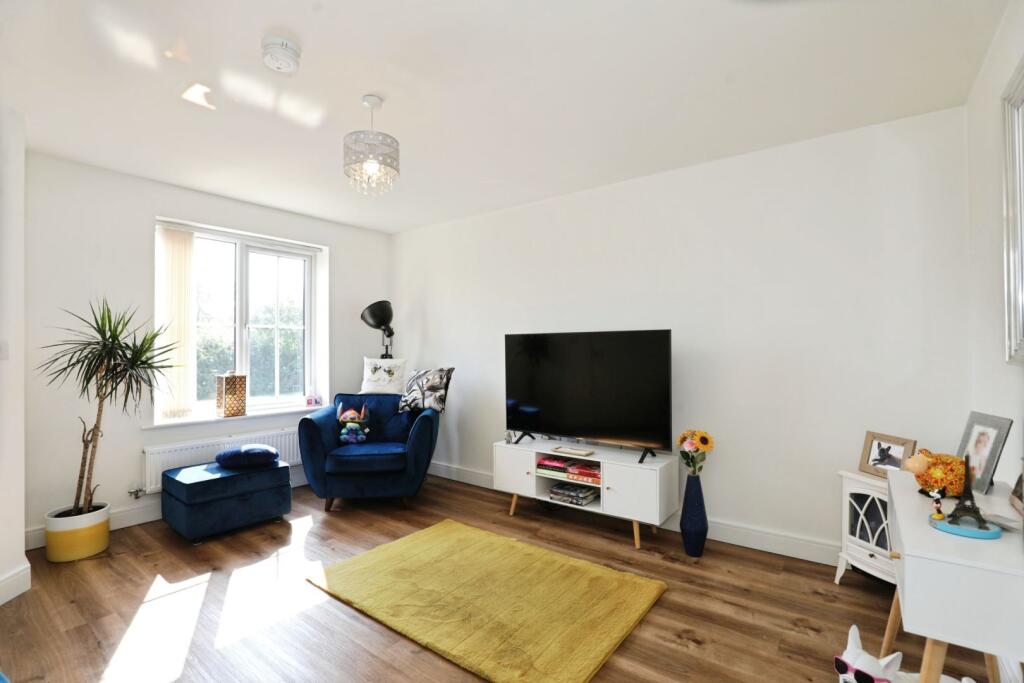 House in Crewe, Cheshire East - View 2