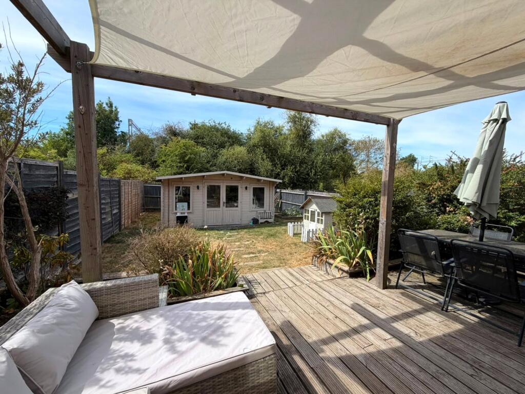 House in Long Buckby - View 4