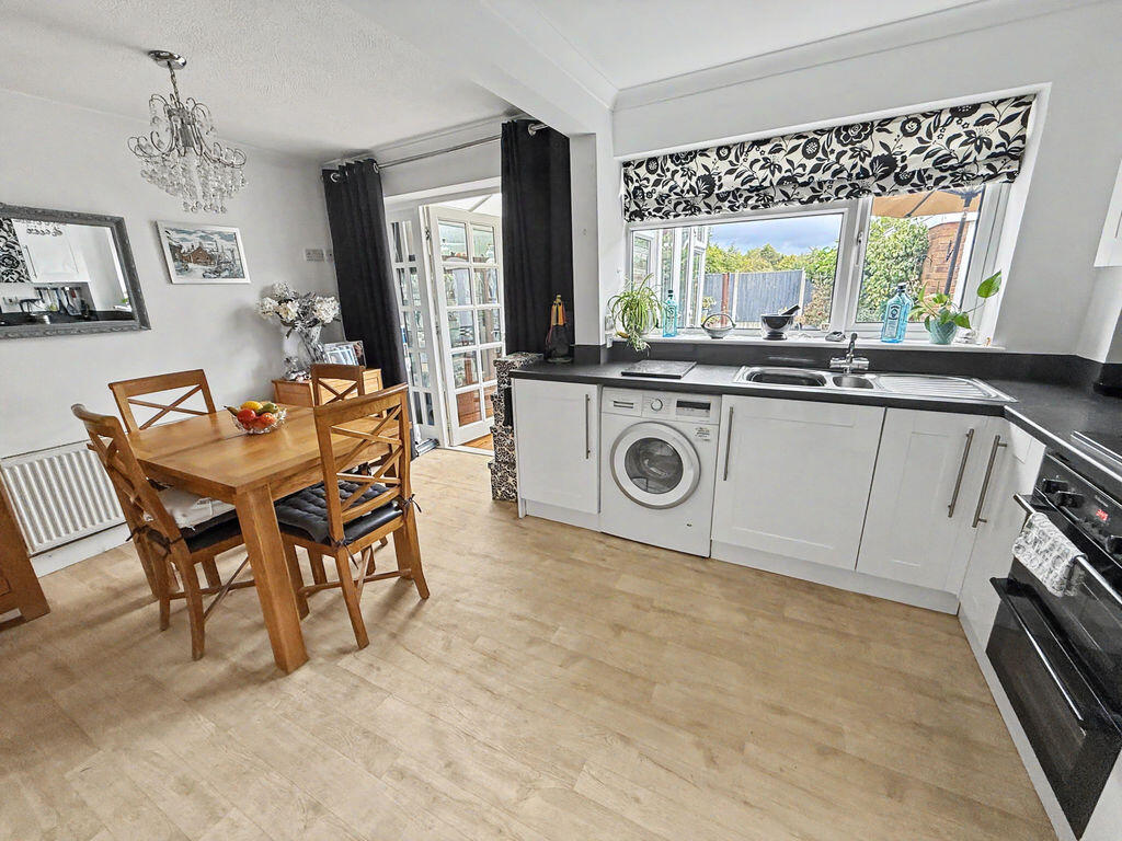 House in Shrewsbury, Sutton Farm - View 4