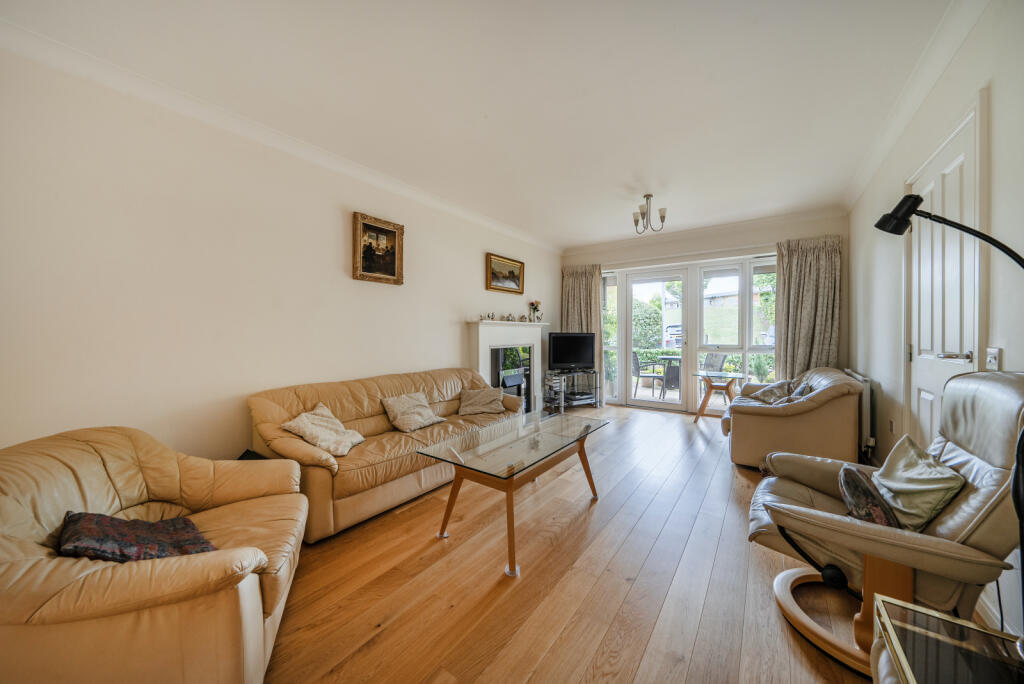 Main image of property: Patrons Way West, Denham Garden Village, Buckinghamshire, UB9