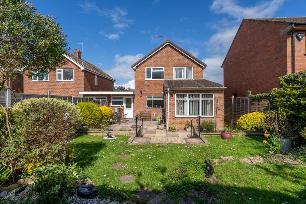 North Road East, The Reddings, Cheltenham, GL51 photo 2