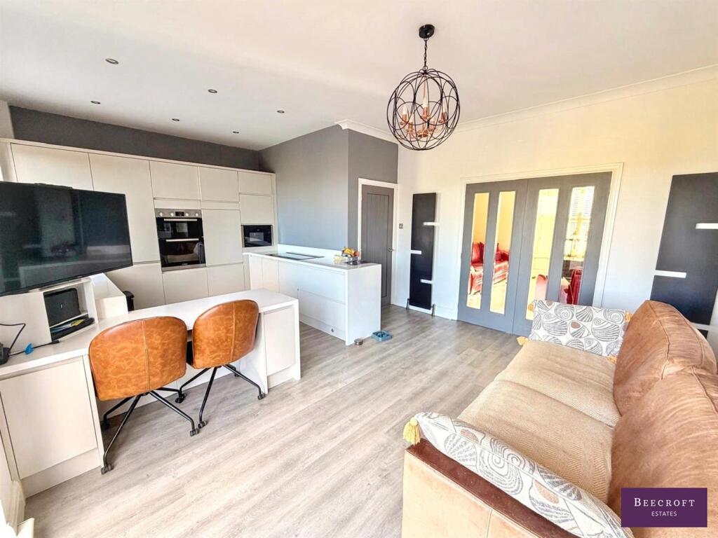 House in Sheffield - View 4