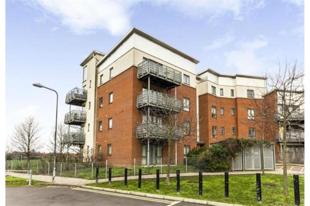 Main image of property: Gunyard Mews, London, SE18
