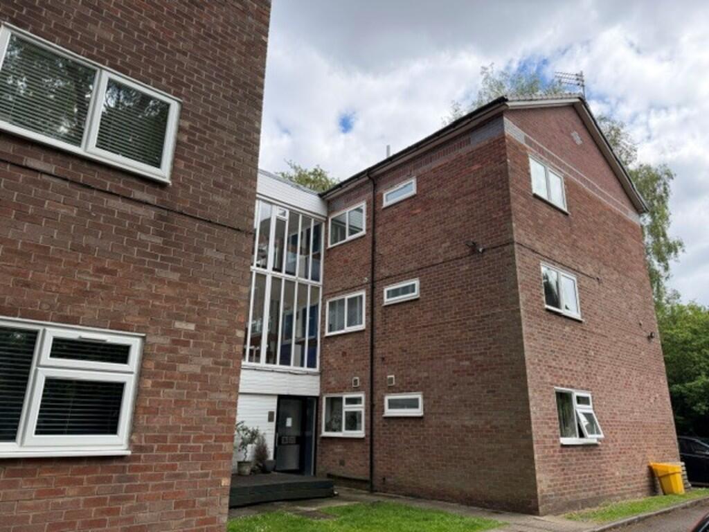 Main image of property: 21F Lawngreen Avenue