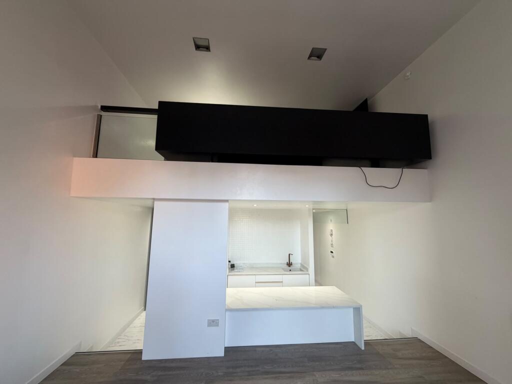 Main image of property: The Collegiate, Shaw Street L6
