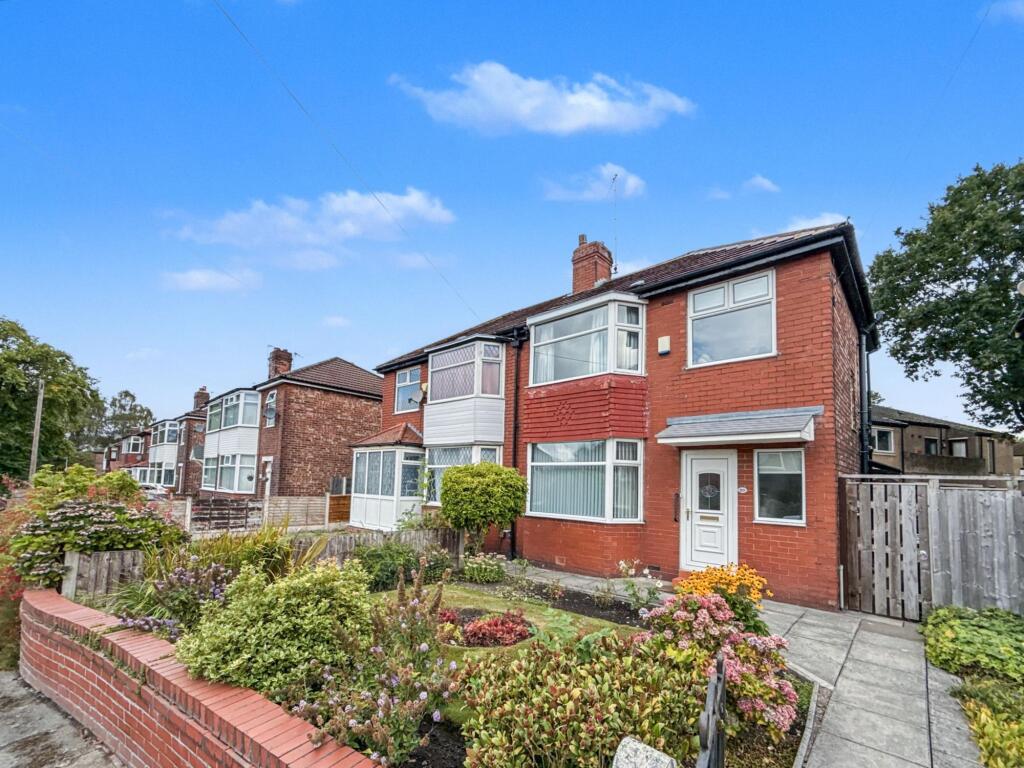 Main image of property: Oak Avenue, Whitefield, M45