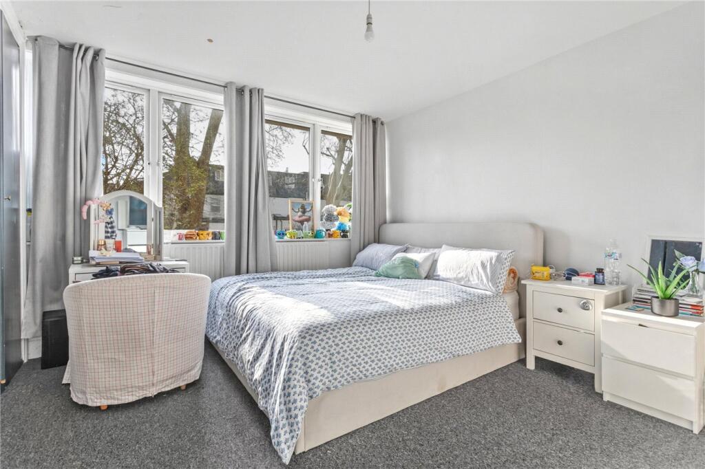 Main image of property: Barringer Square, London, SW17