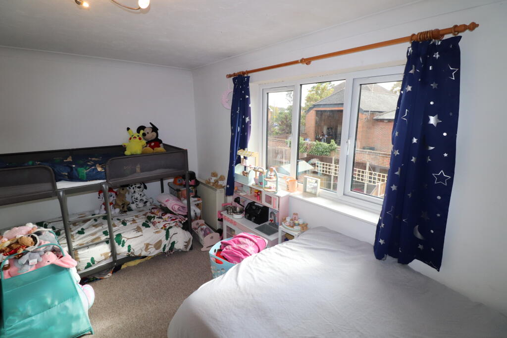 Apartment in Chelmsford - View 4