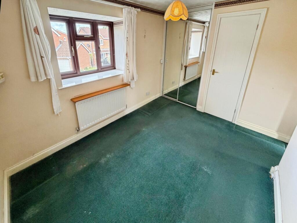 House in Worcester, Lyppard Grange, Warndon - More