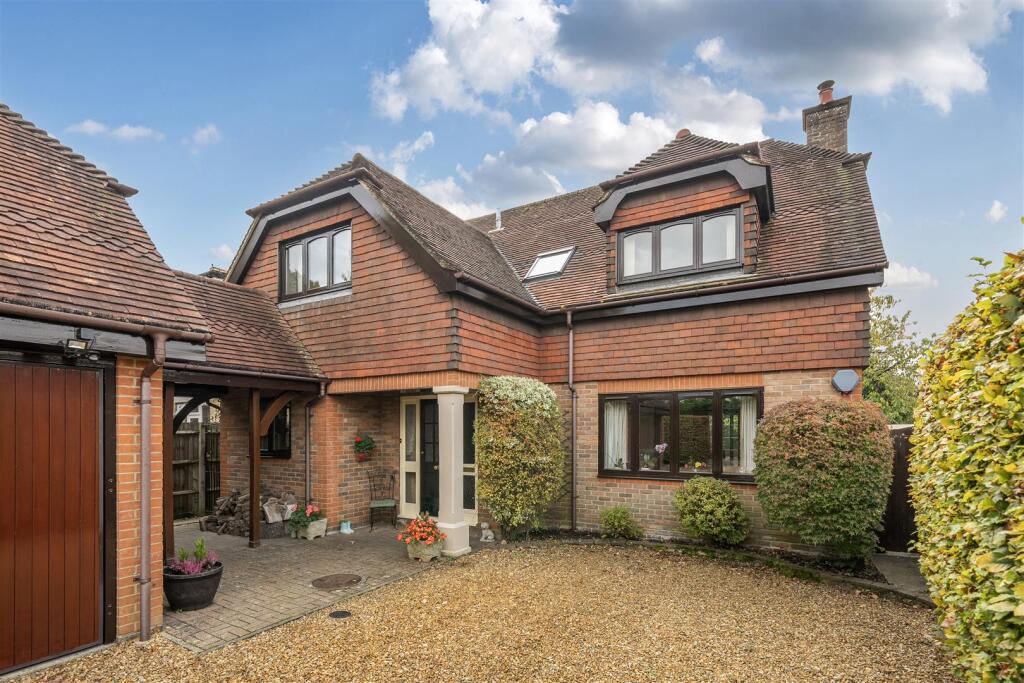 4-bed detached on Swanwick Lane, Swanwick, £799,950