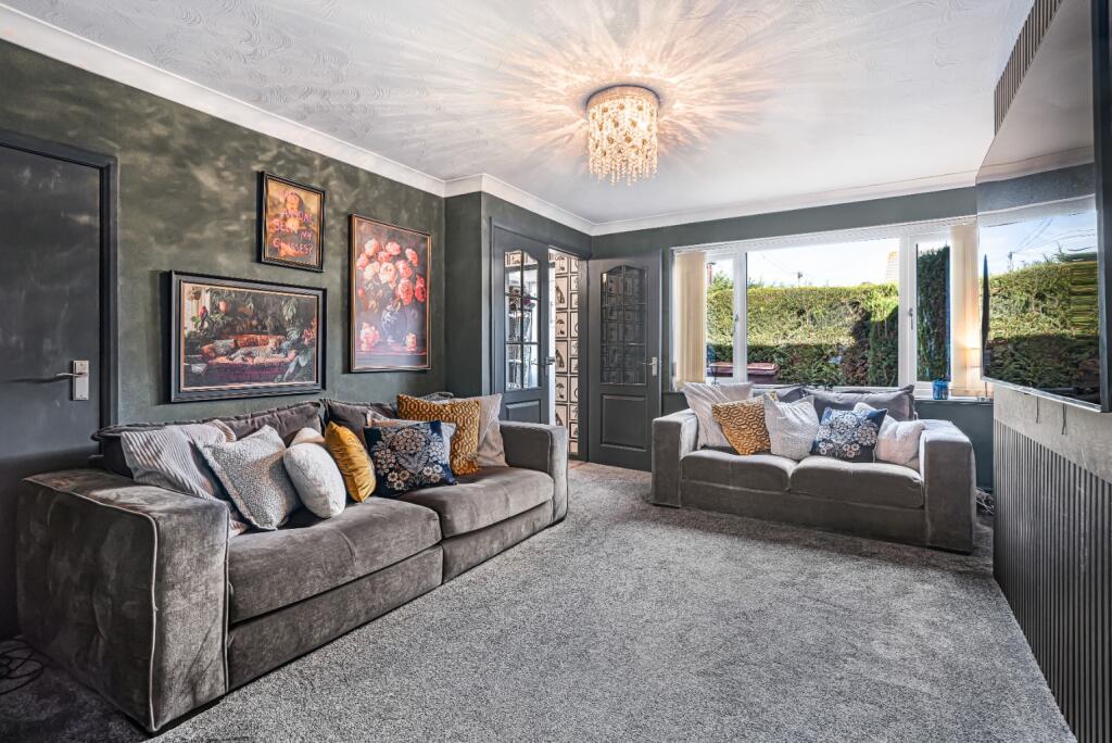 House in Wakefield, West Yorkshire - View 4