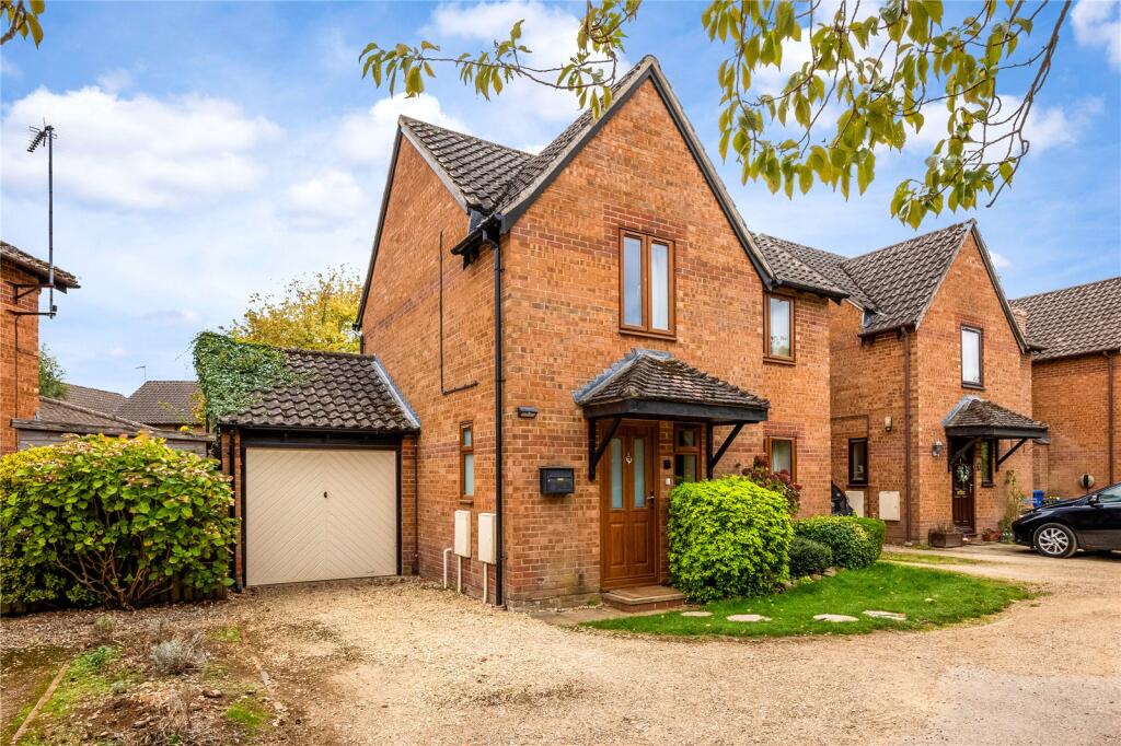 Main image of property: Mill Close, Deddington, Oxfordshire, OX15