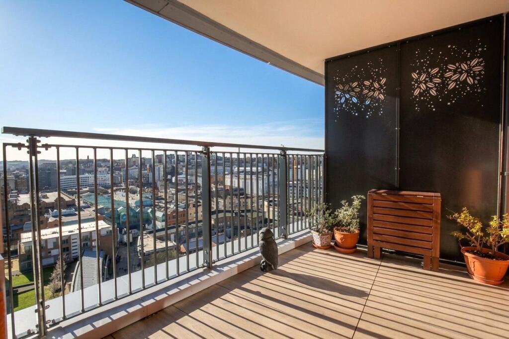 Main image of property: Broad Weir, Bristol, BS1