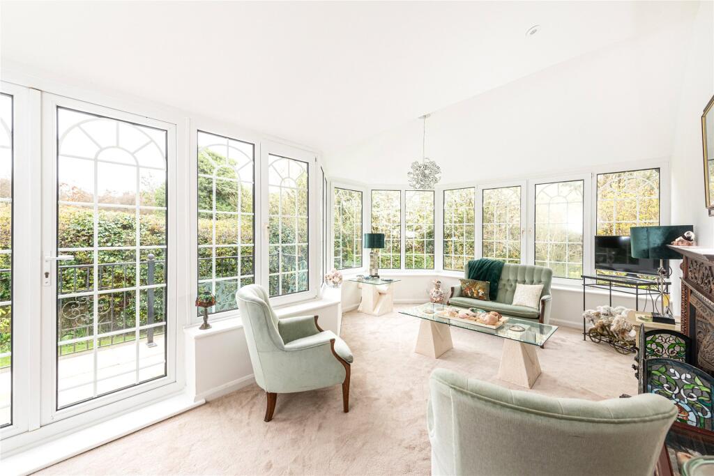 House in Lacey Green, Buckinghamshire - View 3