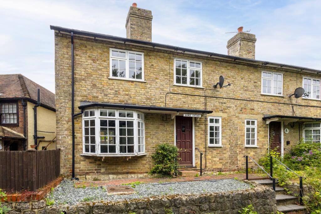 Main image of property: Lenham Heath Road, Sandway, Maidstone, ME17 