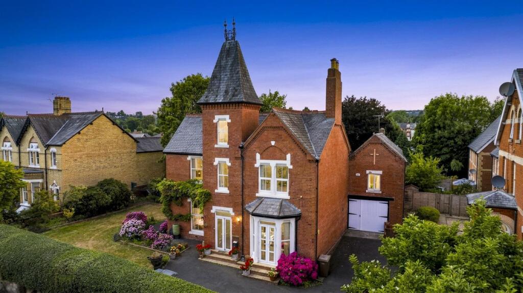 House in Oswestry - View 5