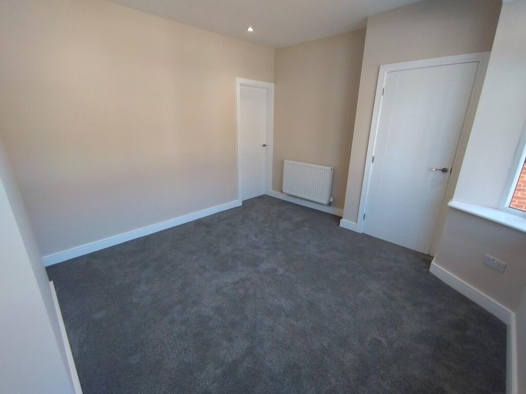 Stonebank Road, Kidsgrove, Stoke-on-Trent photo 5