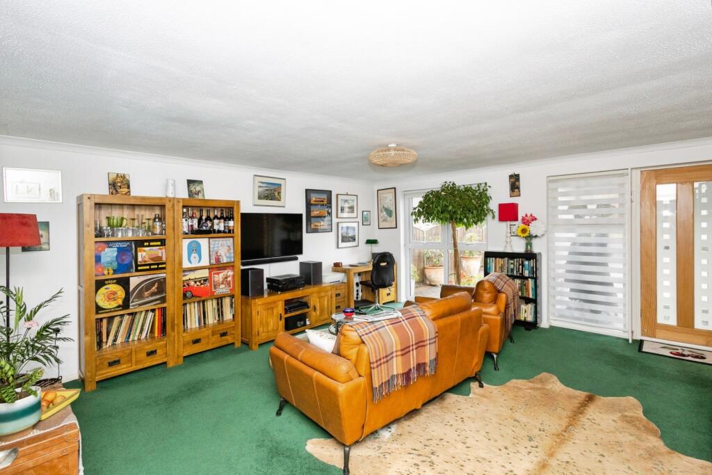 House in Portsmouth - View 2