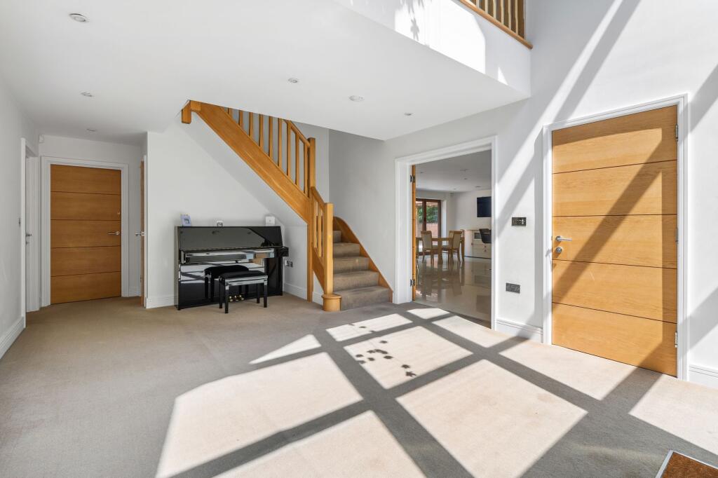 House in Hemel Hempstead, Hazlemere - View 5