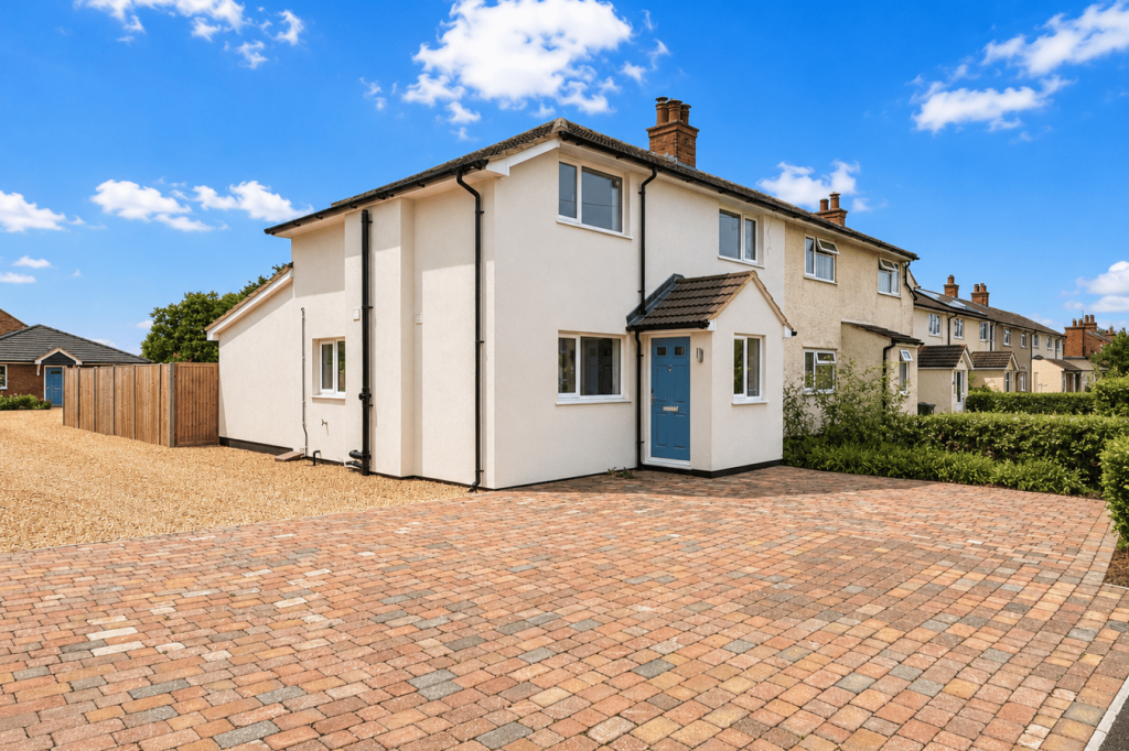 Main image of property: Broad Street, Clifton, Shefford, SG17