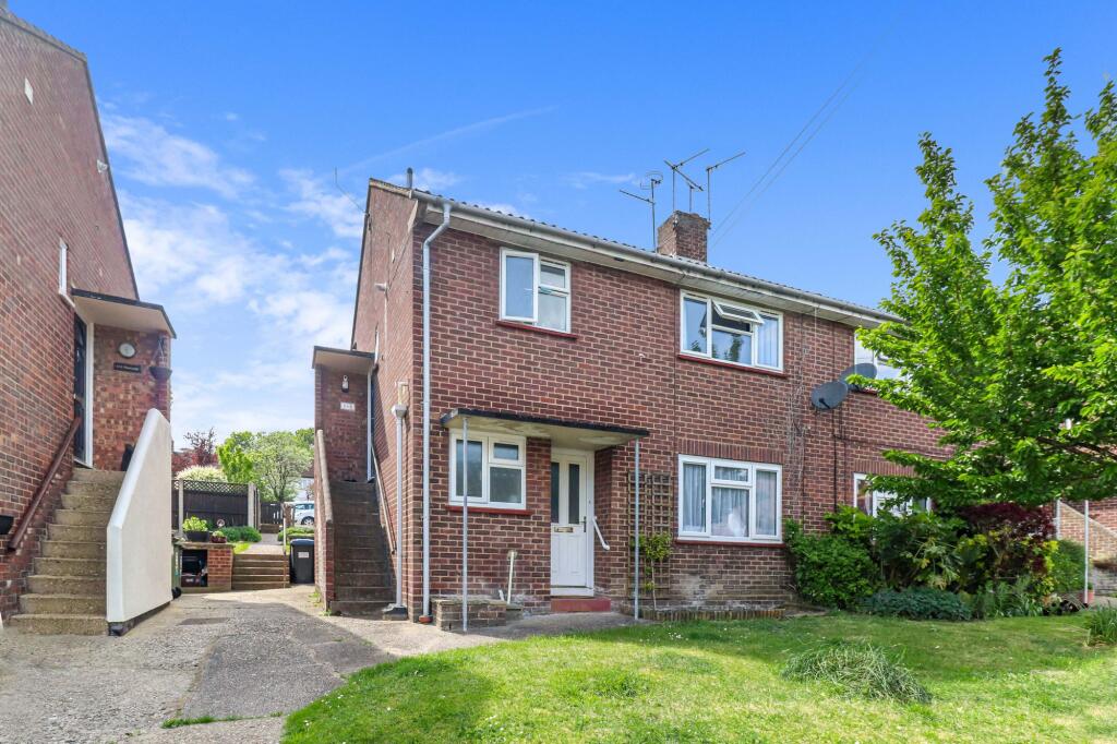 Main image of property: Waterside, Kings Langley, WD4