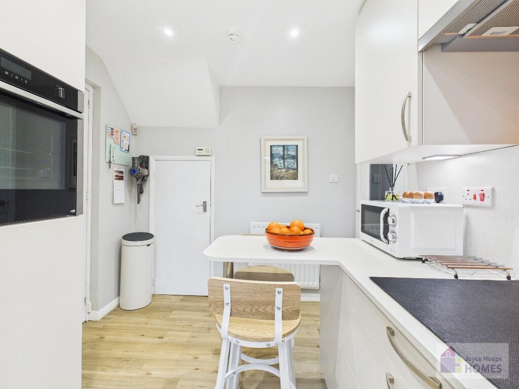 Millburn Gardens, Gardenhall, East Kilbride, G75 - More