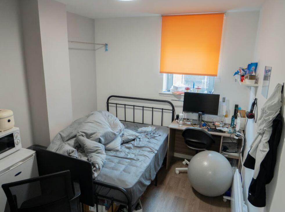 Apartment in Glasgow - View 2