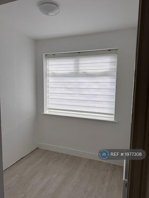Apartment in London, Dagenham - More