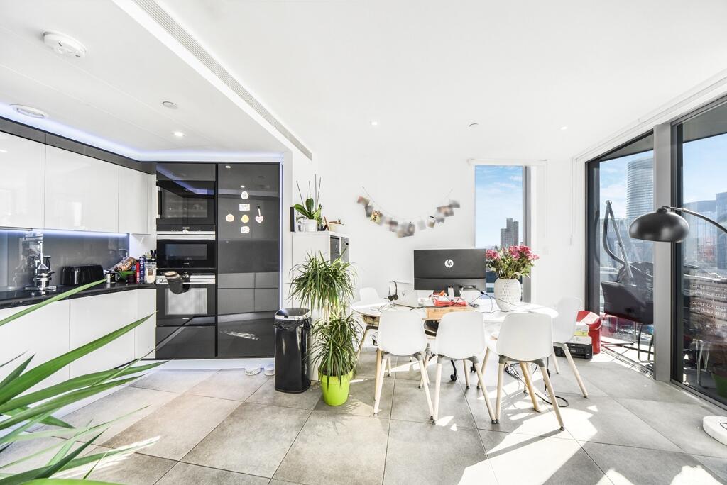Apartment in London - View 5