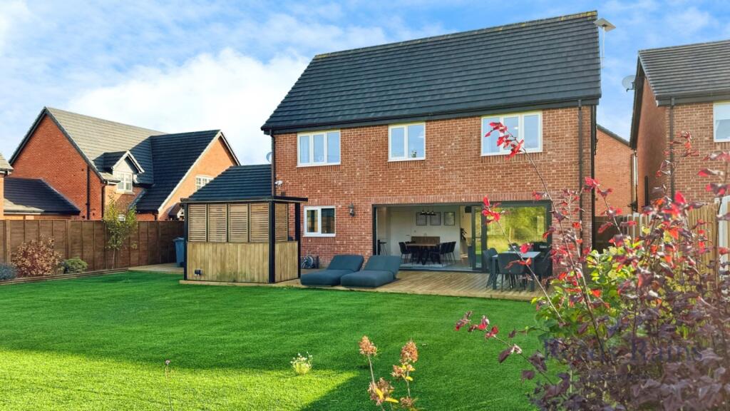 5-bed detached on Old Paddock Gardens, Higher Walton, Preston, Lancashire, PR5, £600,000