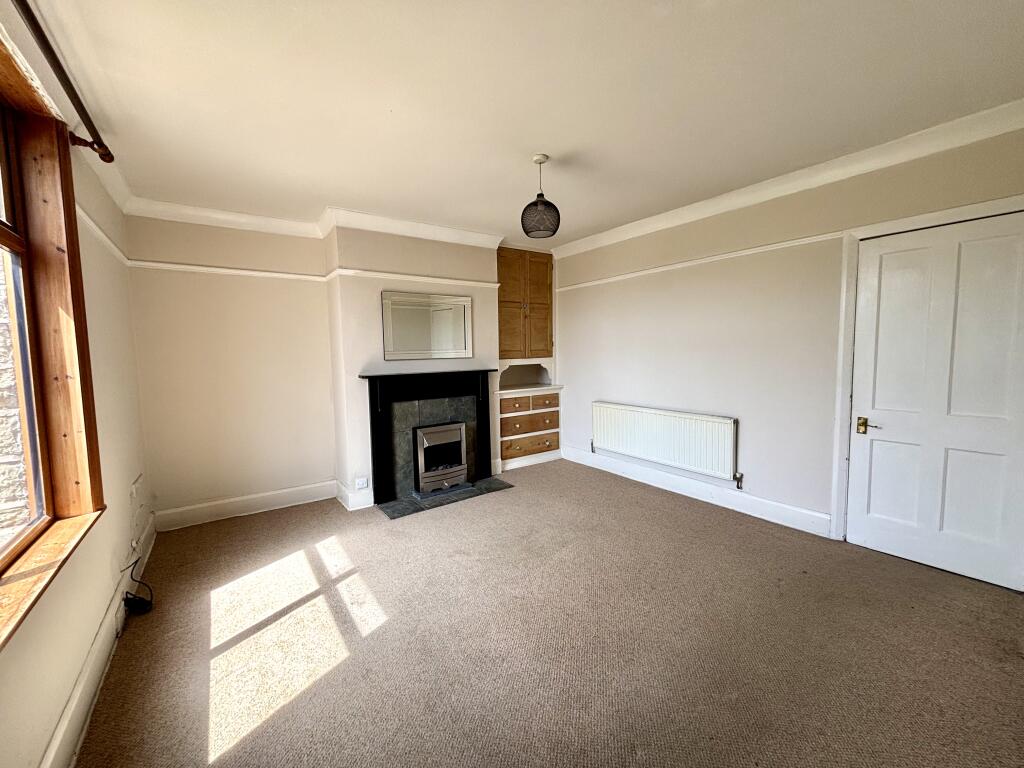 Smithville, Riddlesden, BD21 photo 5
