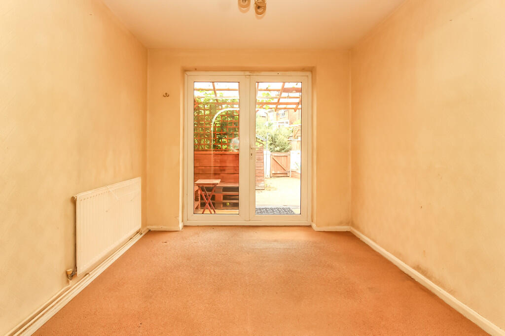 House in Northampton - View 5