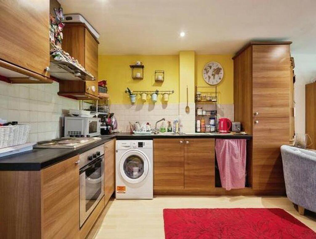 Apartment in Salisbury, St. Paul's - View 3