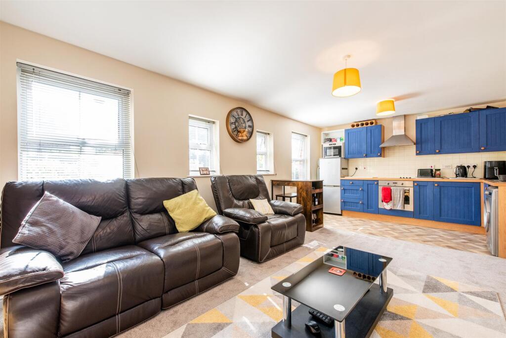 Apartment in Chorley, Gillibrand Development Area - View 4
