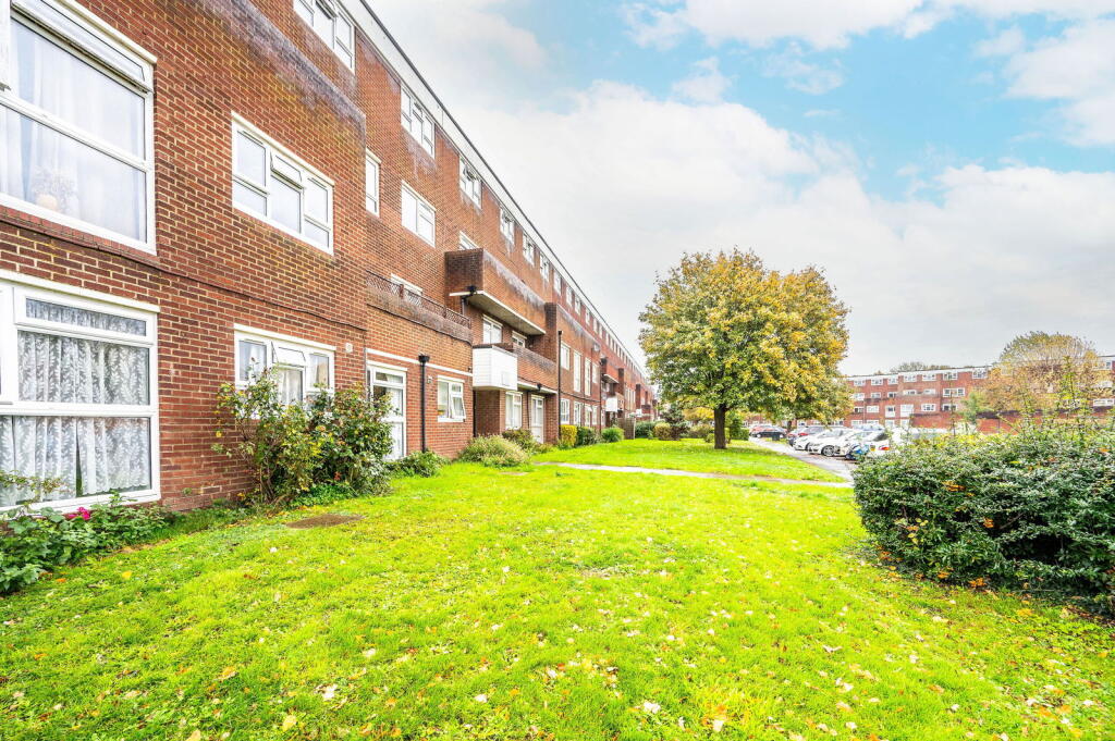 Main image of property: Hazelmere Close, Leatherhead, KT22