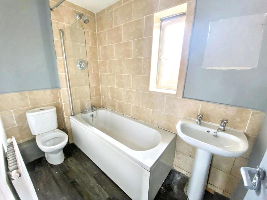 House in North Tyneside, Holystone - View 5