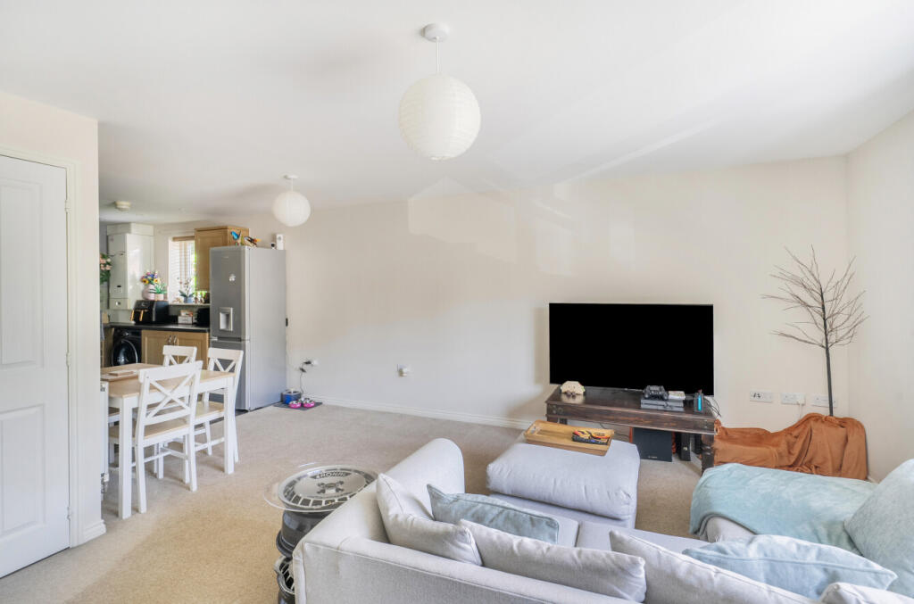 36 Jaguar Lane, Bracknell - View 4