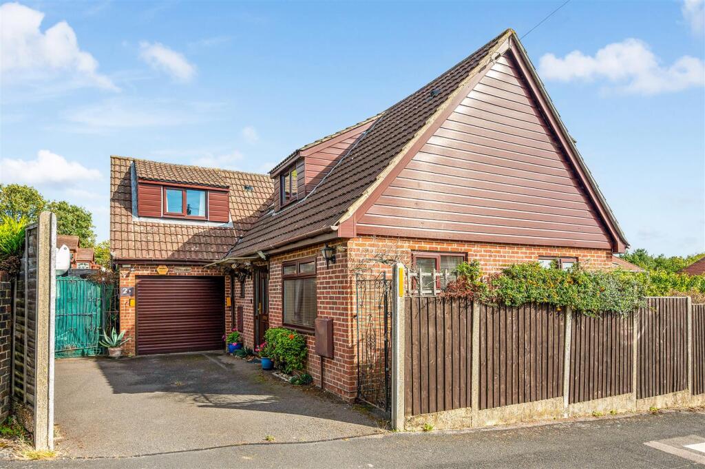 Main image of property: Glebe Park Avenue, Bedhampton
