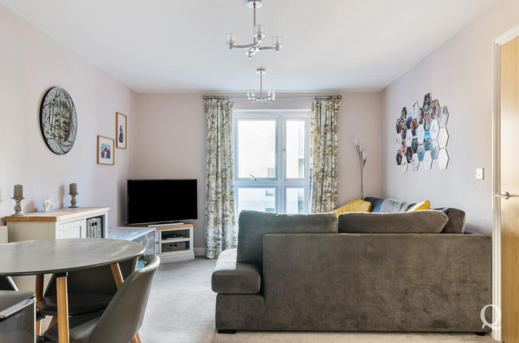 Apartment in Swale, Kent - More