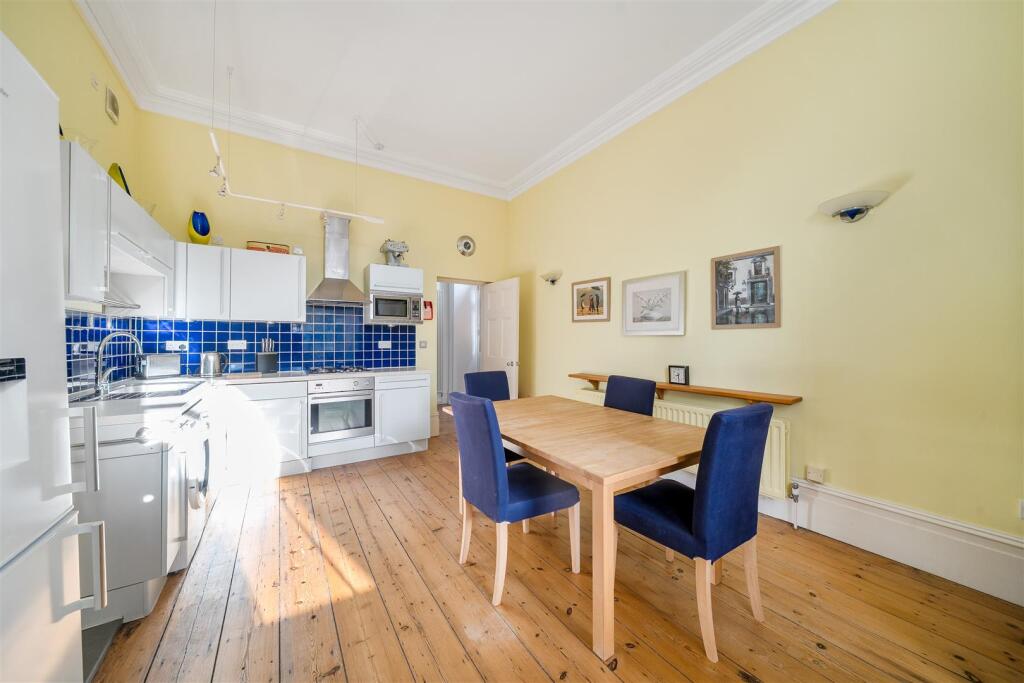 House in Portsmouth - View 3