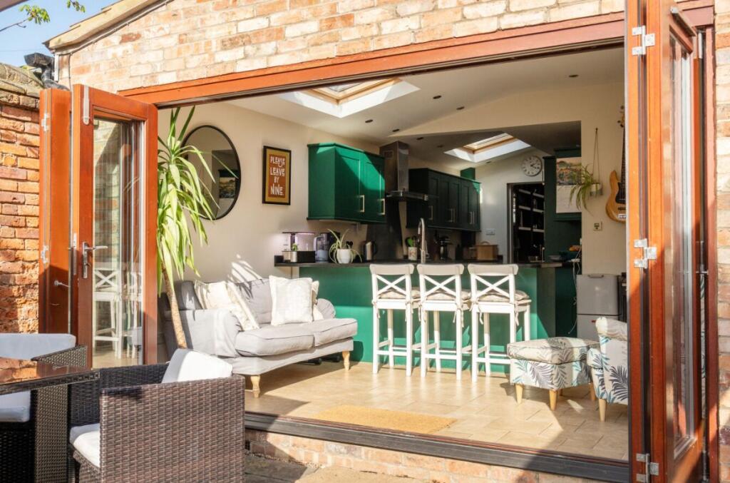 House in Bedford, Castle - View 6
