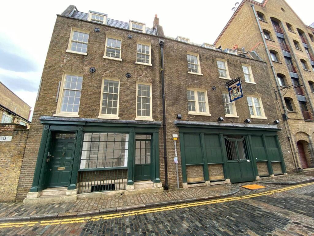 110 Wapping HIgh Street.jpg