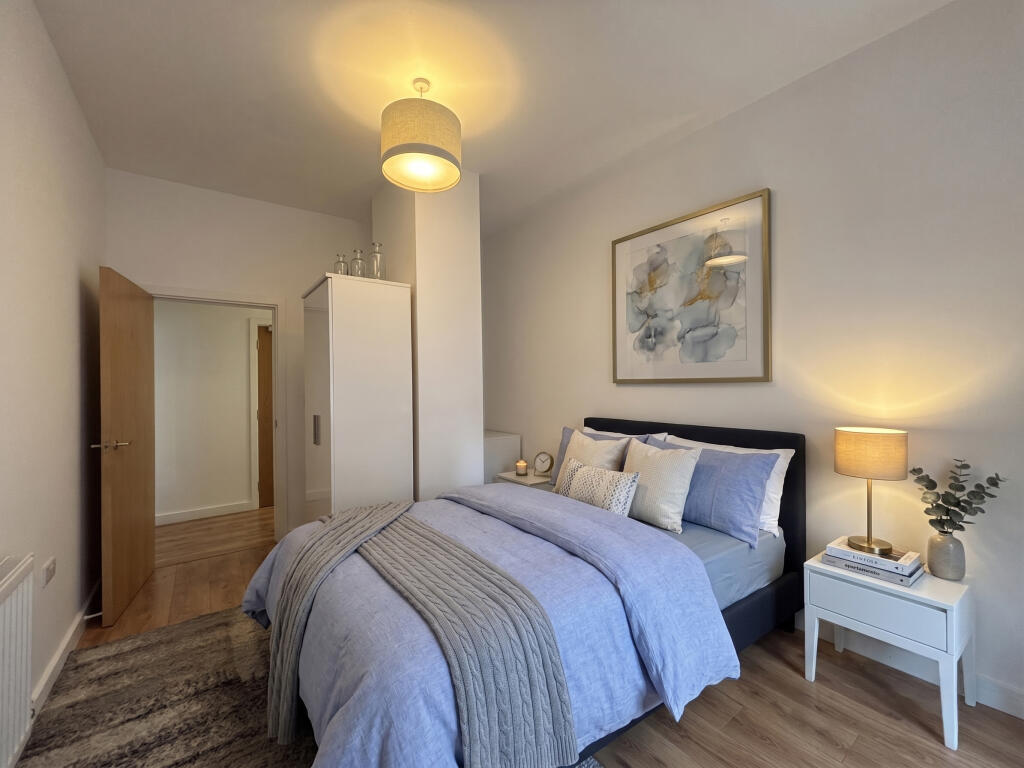 Apartment in London - More