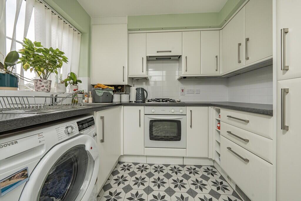 House in Southall - View 3