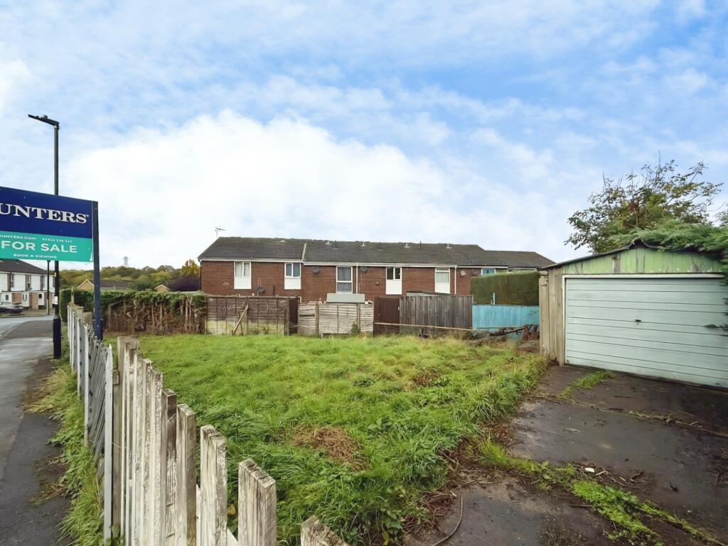 Land at Meadow Drive Harrogate, HG1 3LE - View 3