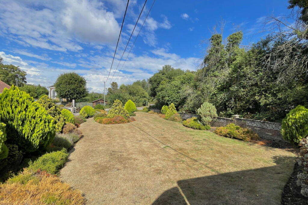 House in Tonbridge - View 2