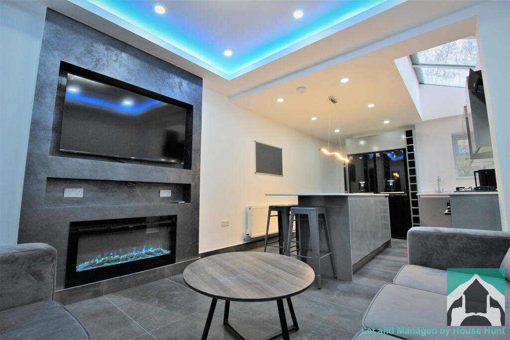 Main image of property: 263 Dawlish Road, Selly Oak, Birmingham